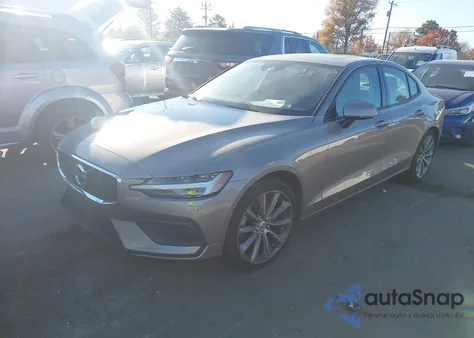 2019 Volvo S60 T5 Momentum from USA, damaged, VIN 7JR102FKXKG012175